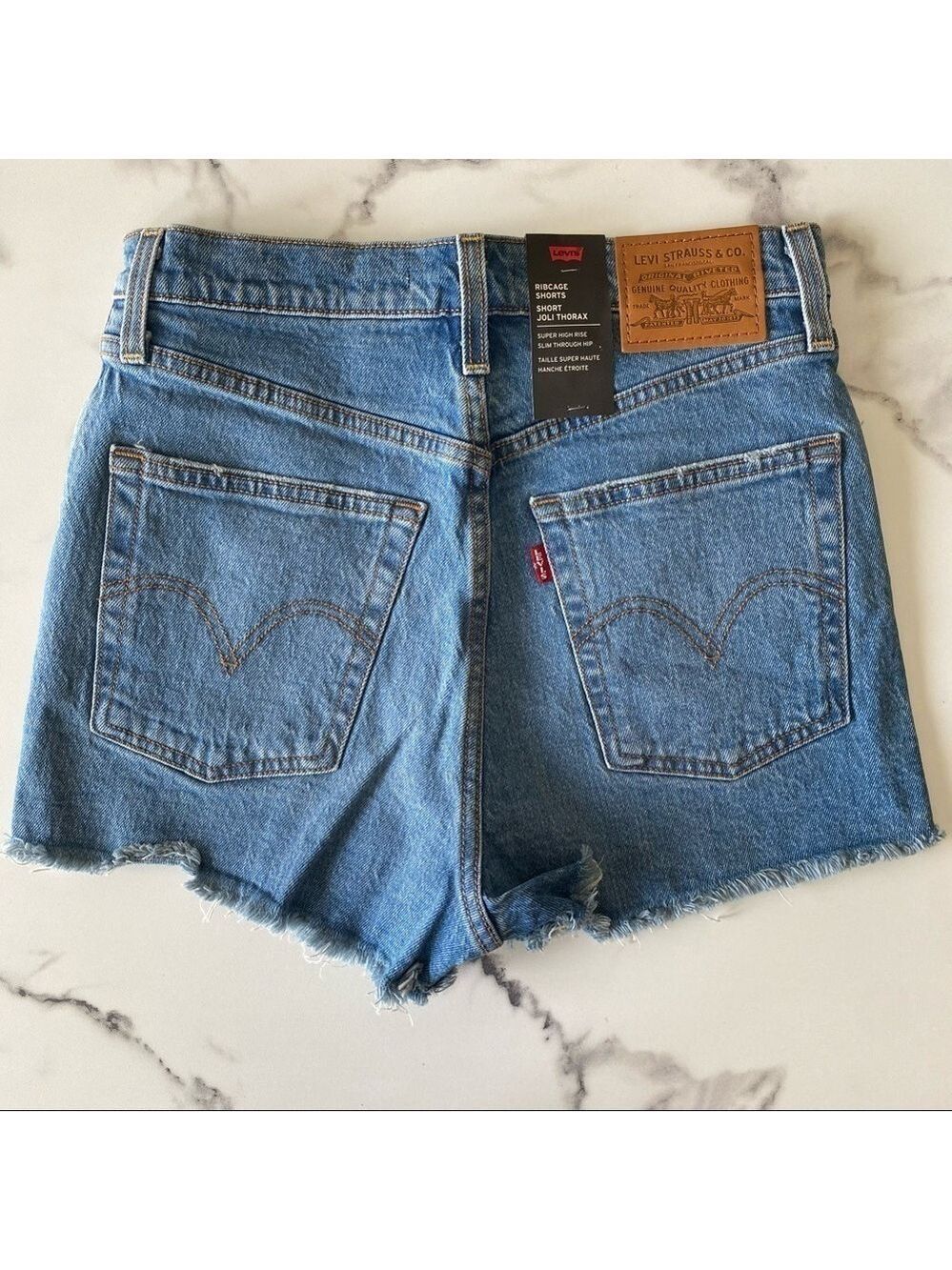 Levi’s Ribcage High Rise Raw Edge Jean Shorts - Picture 7 of 12